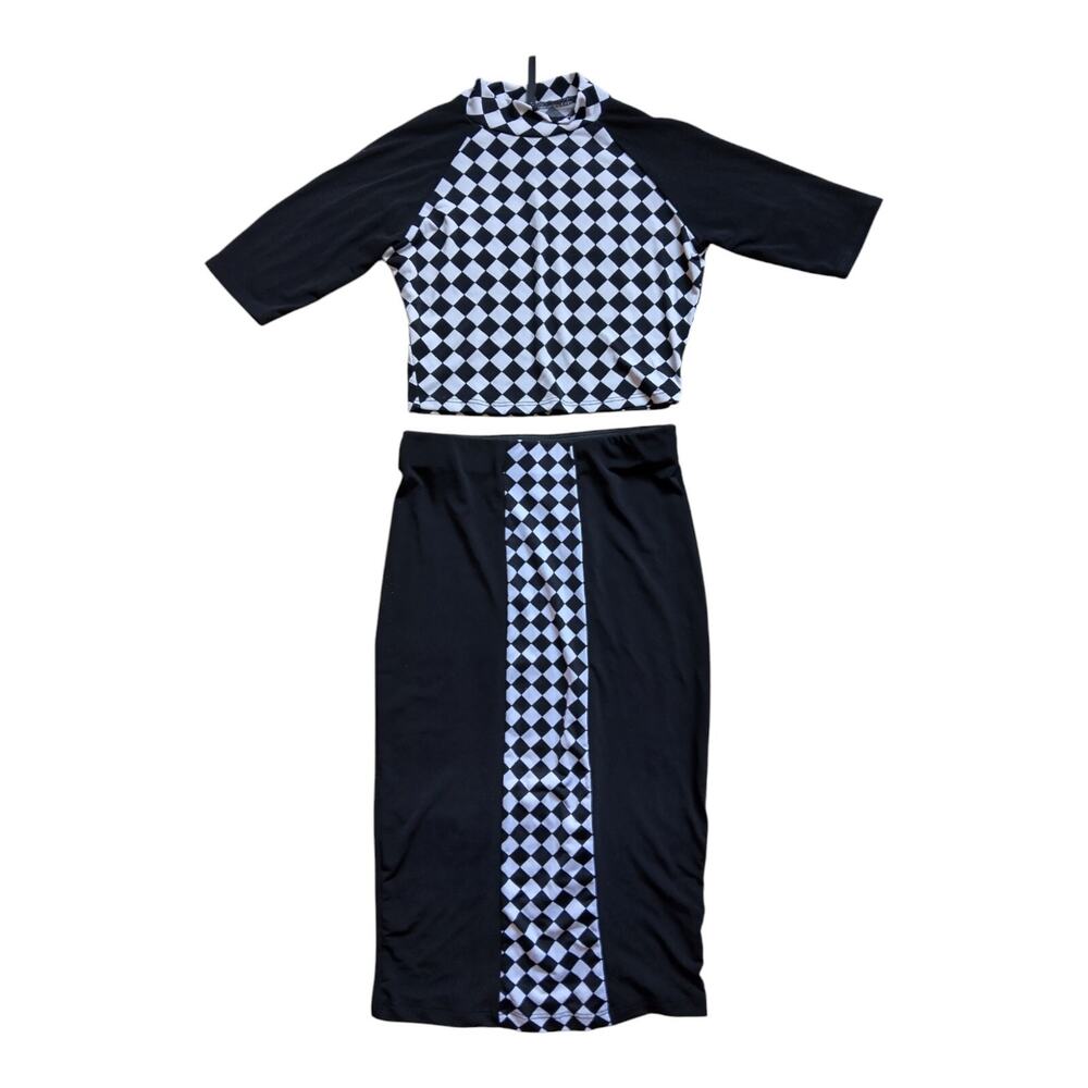 Women's Silver & Black Check 2-PC Set, Skirt & Crop Top, Small, Retro, Vintage